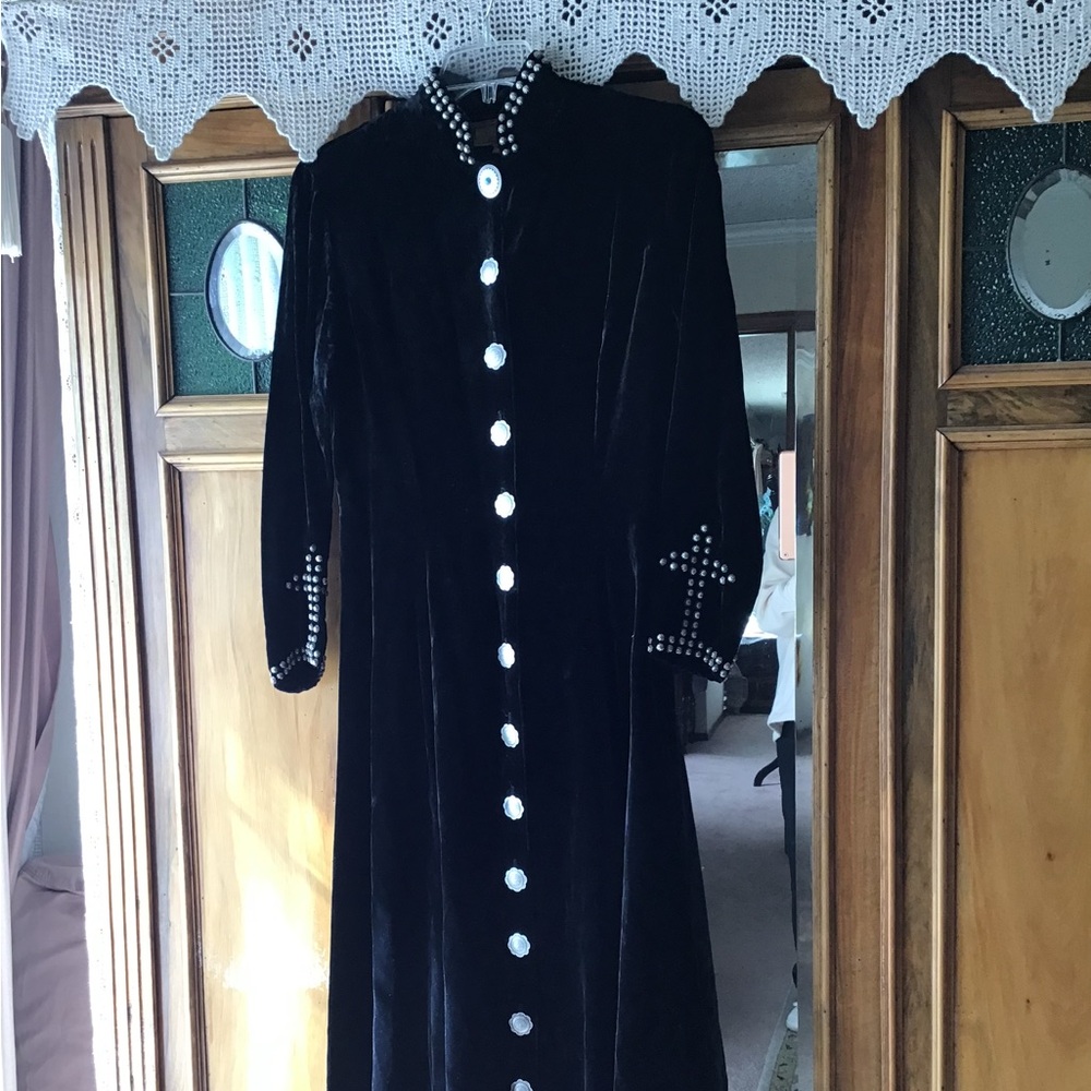 Double D Ranch Black Velvet Long Sleeve Dress - Picture 14 of 14